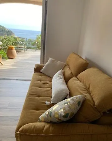 Splendide Vue Le Rayol-Canadel-sur-Mer